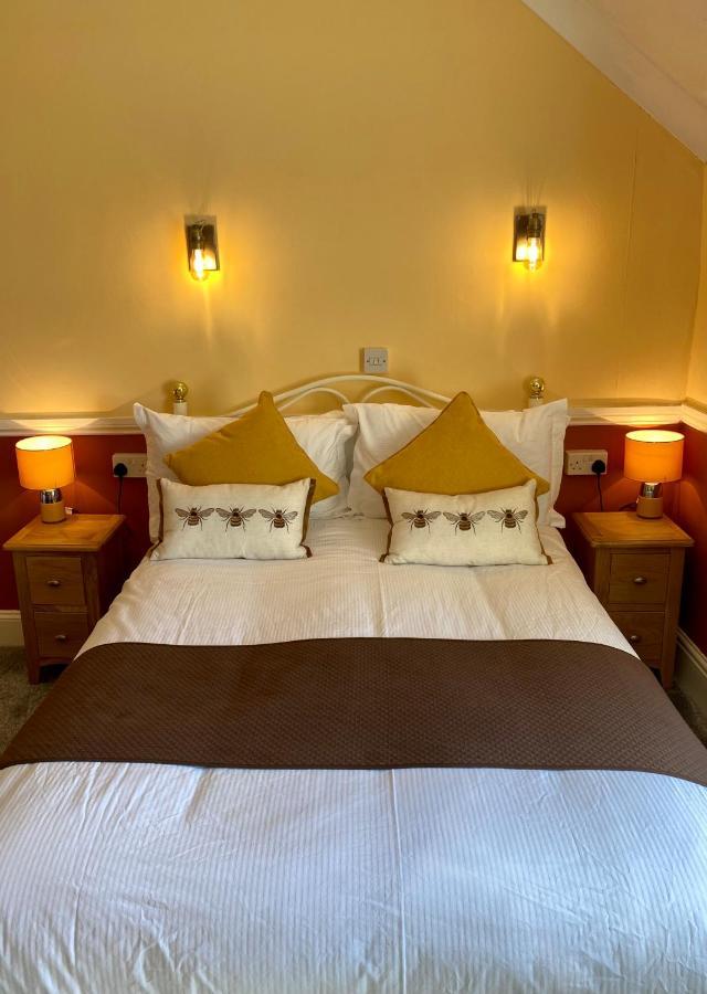 Sunny Bank Guest House Тенби Екстериор снимка