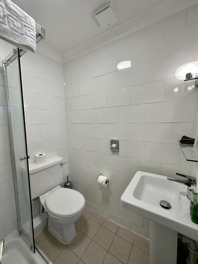 Sunny Bank Guest House Тенби Екстериор снимка